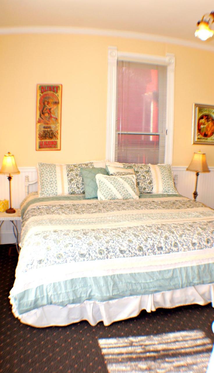 The Snow Queen Lodge Snowmass Village Room photo