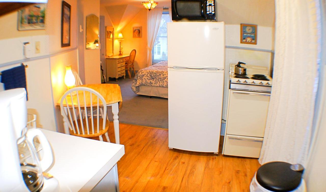The Snow Queen Lodge Snowmass Village Room photo