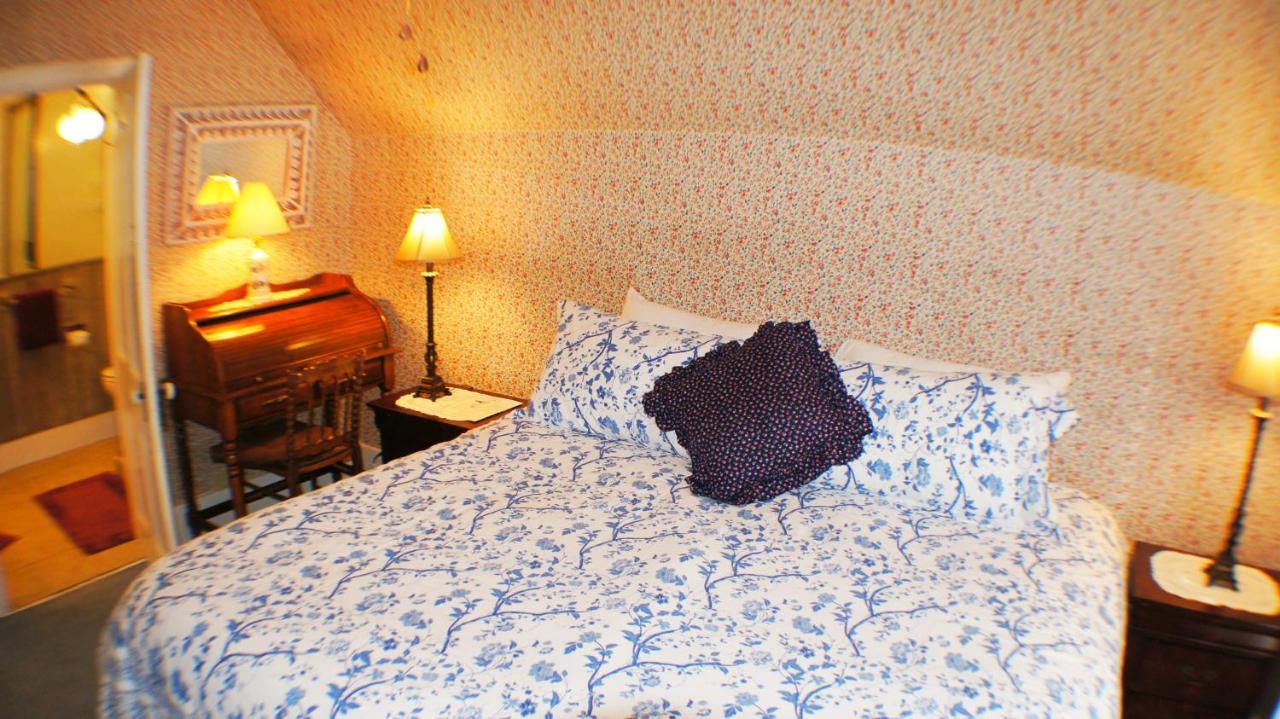 The Snow Queen Lodge Snowmass Village Room photo